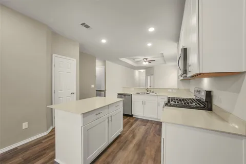 $295,000 | 2614 Summer Lane, Missouri City, TX 77489