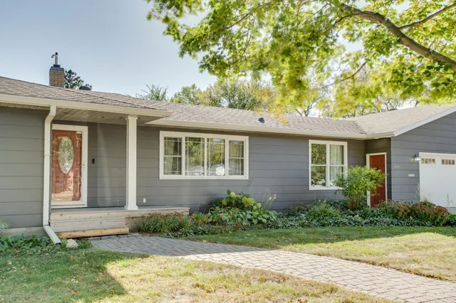 $295,000 | 1415 16th Avenue South, Moorhead, MN 56560