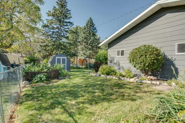 $295,000 | 1415 16th Avenue South, Moorhead, MN 56560