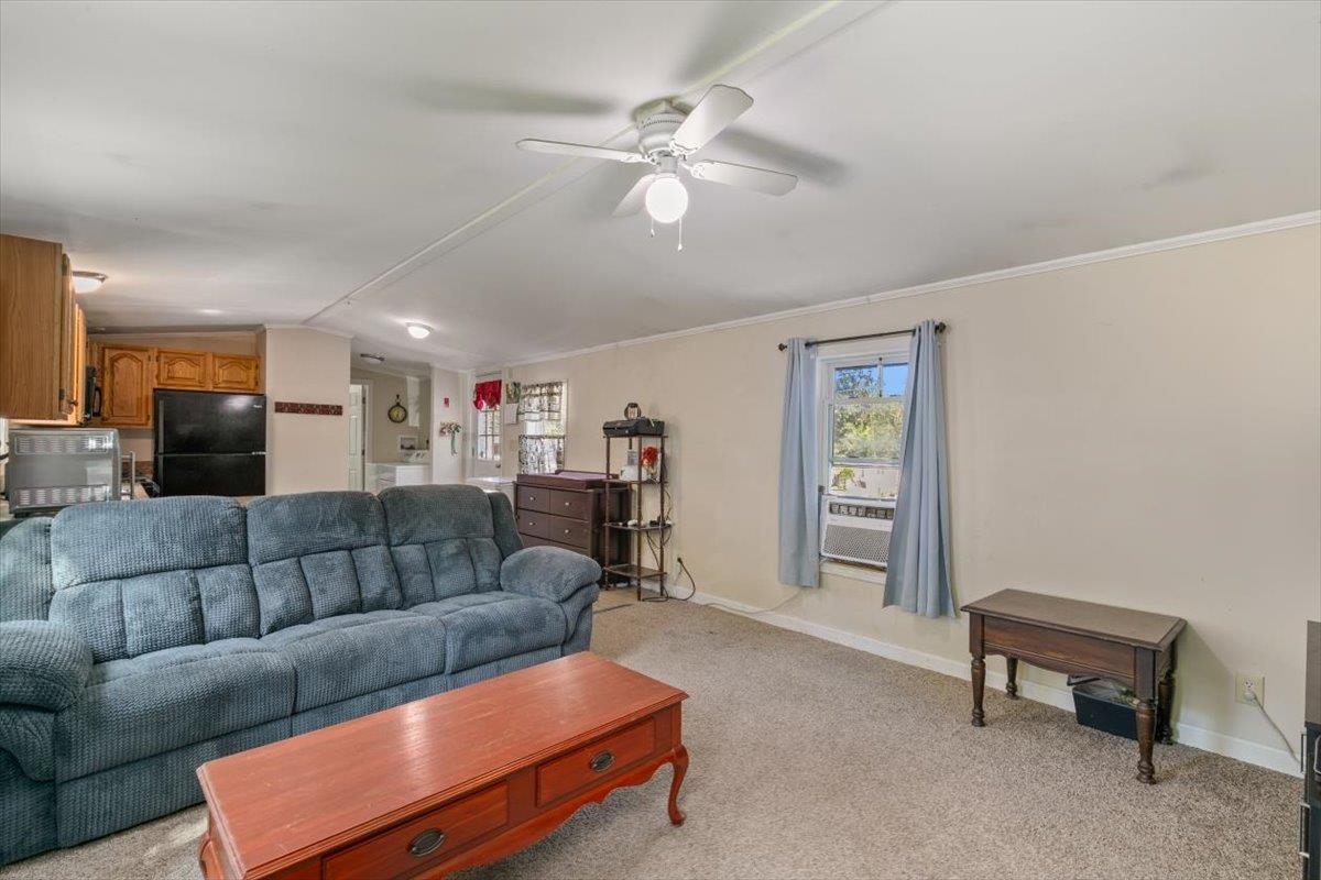9 Alder Street Exeter, NH 03833 - Photo 8 of 25 Gallery Image 8