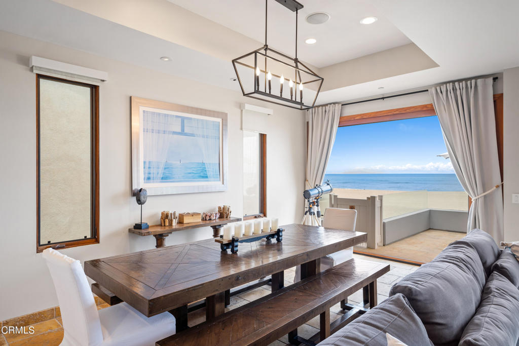 1417 Marine Way Oxnard, CA 93035 - Photo 7 of 61