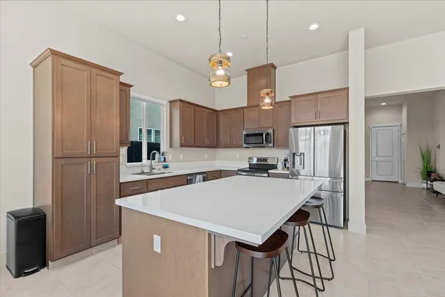 $699,900 | 3715 North Berkeley Avenue, Turlock, CA 95382