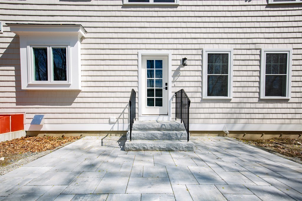 62 Radcliffe Road Belmont, MA 02478 - Photo 6 of 41