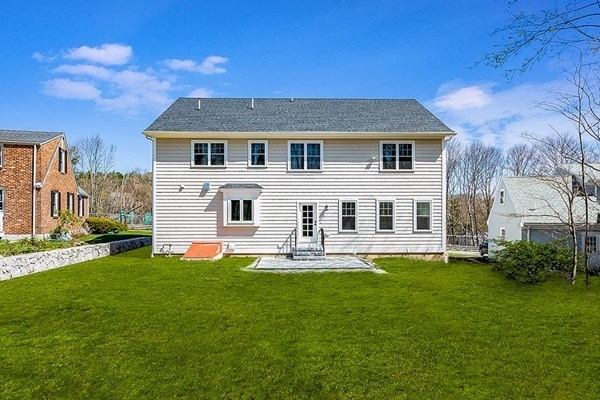 62 Radcliffe Road Belmont, MA 02478 - Photo 7 of 41