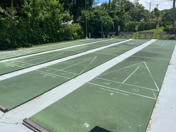 $128,900 | 2950 Southeast Ocean Boulevard, Unit 75, Stuart, FL 34996