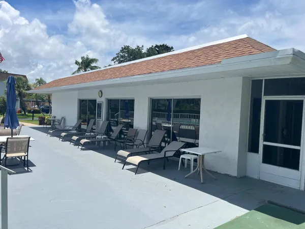 $128,900 | 2950 Southeast Ocean Boulevard, Unit 75, Stuart, FL 34996