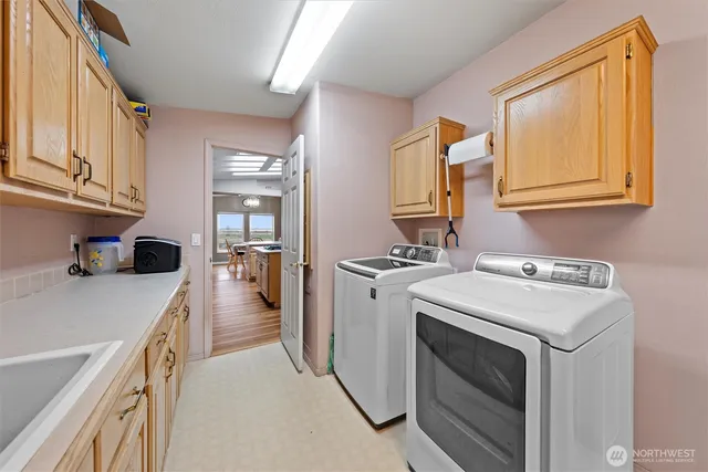 $575,000 | 9468 Road 14 Northeast, Moses Lake, WA 98837