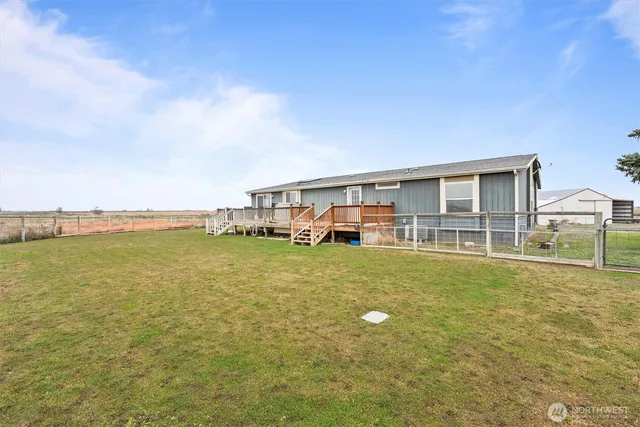 $575,000 | 9468 Road 14 Northeast, Moses Lake, WA 98837