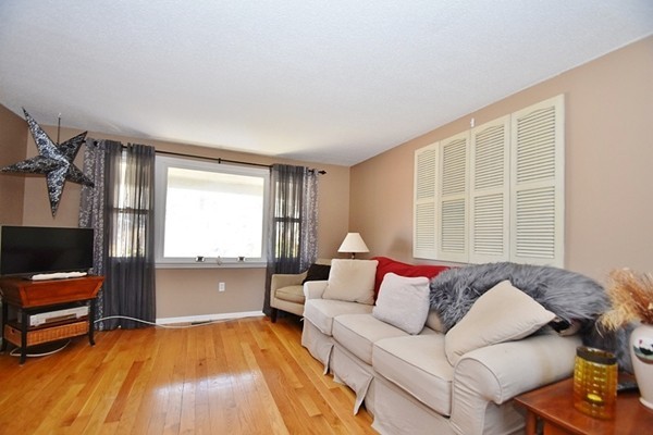 3 Texas Road Westford, MA 01886 - Photo 16 of 19 Gallery Image 16