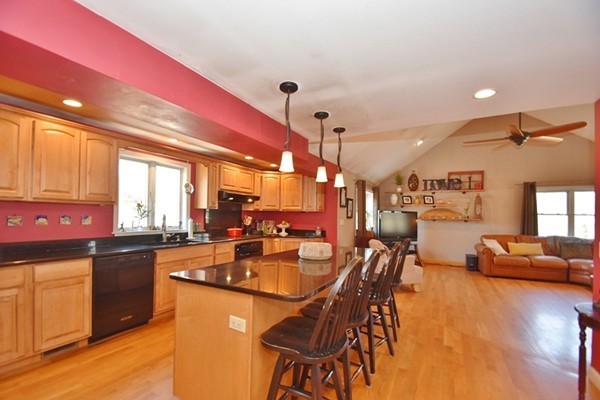 3 Texas Road Westford, MA 01886 - Photo 8 of 19 Gallery Image 8