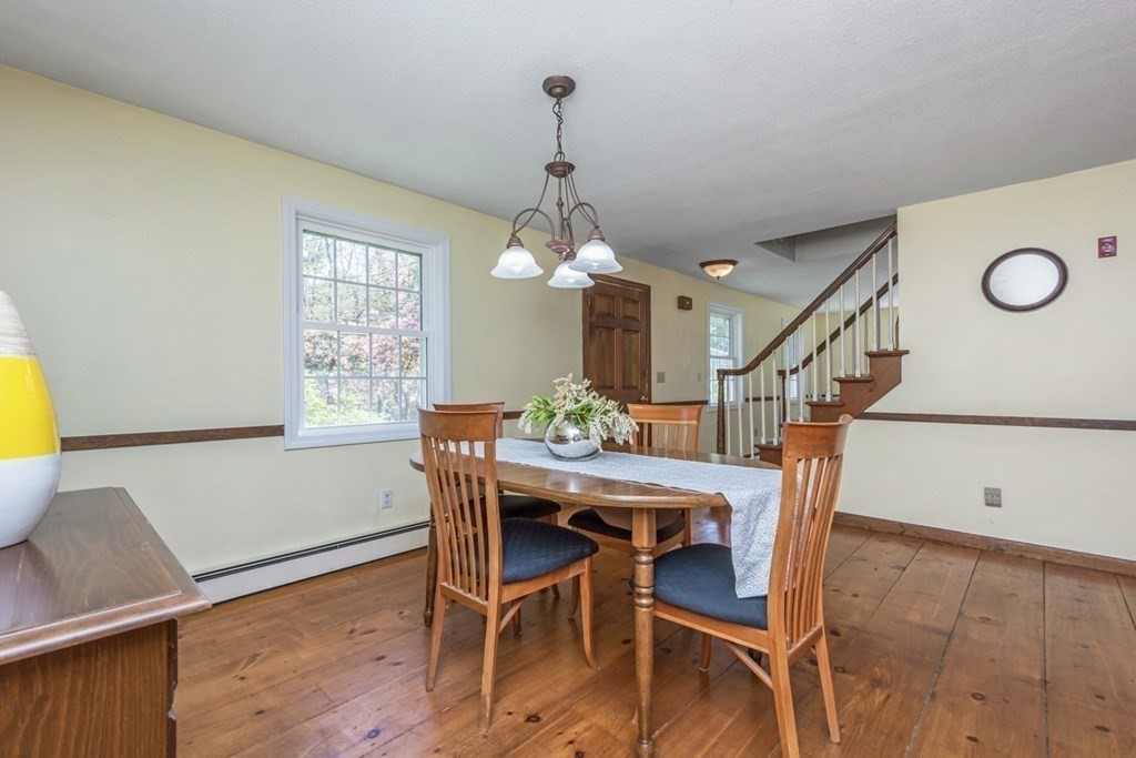 396 Wilder Road Bolton, MA 01740 - Photo 5 of 26