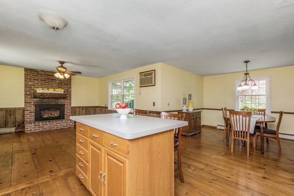 396 Wilder Road Bolton, MA 01740 - Photo 8 of 26