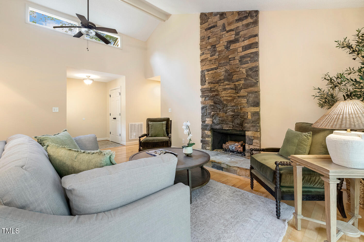 101 Solway Court Cary, NC 27511 - Photo 11 of 61 101 Solway Ct Cary NC 27511-large-011-03