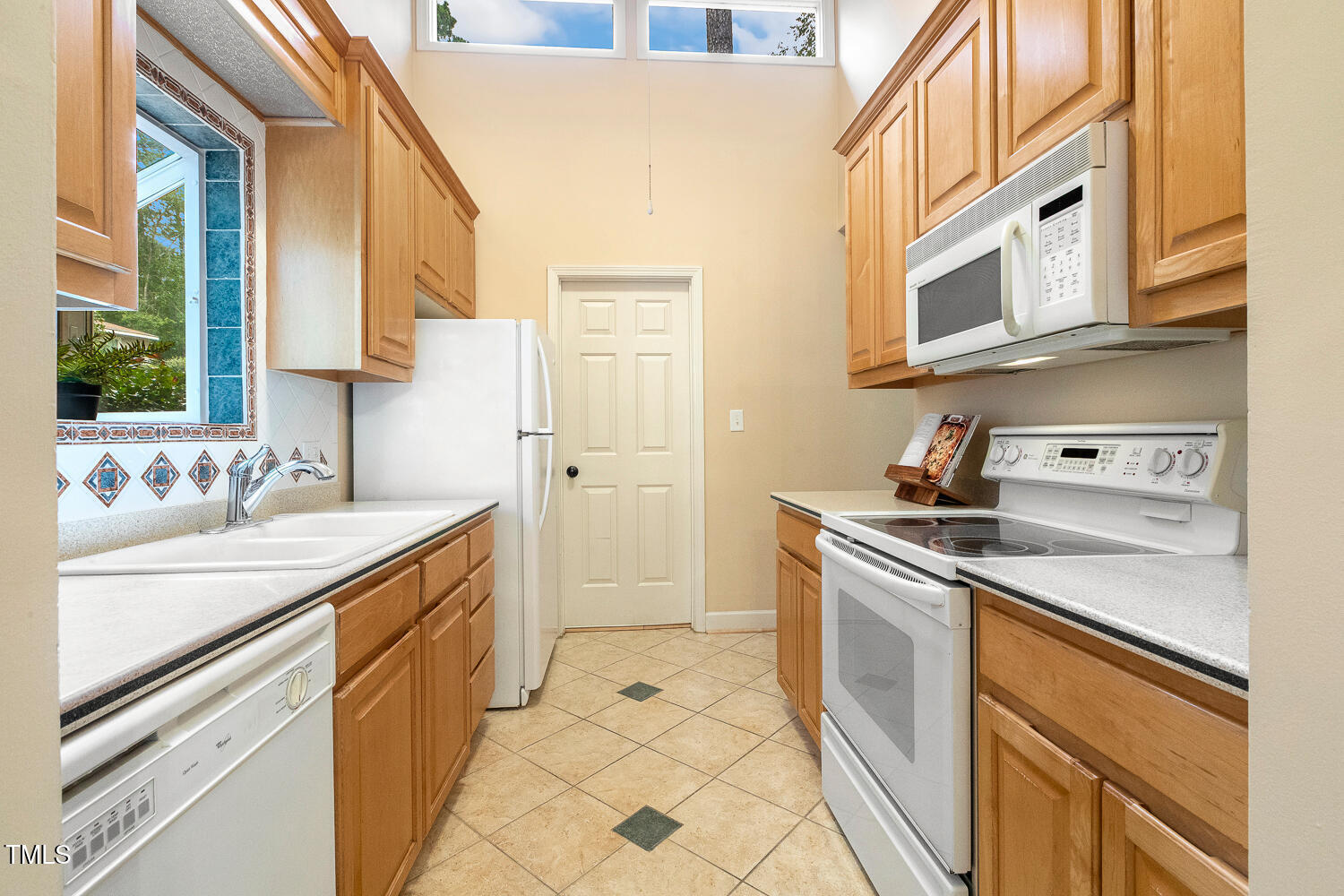 101 Solway Court Cary, NC 27511 - Photo 20 of 61 101 Solway Ct Cary NC 27511-large-022-05