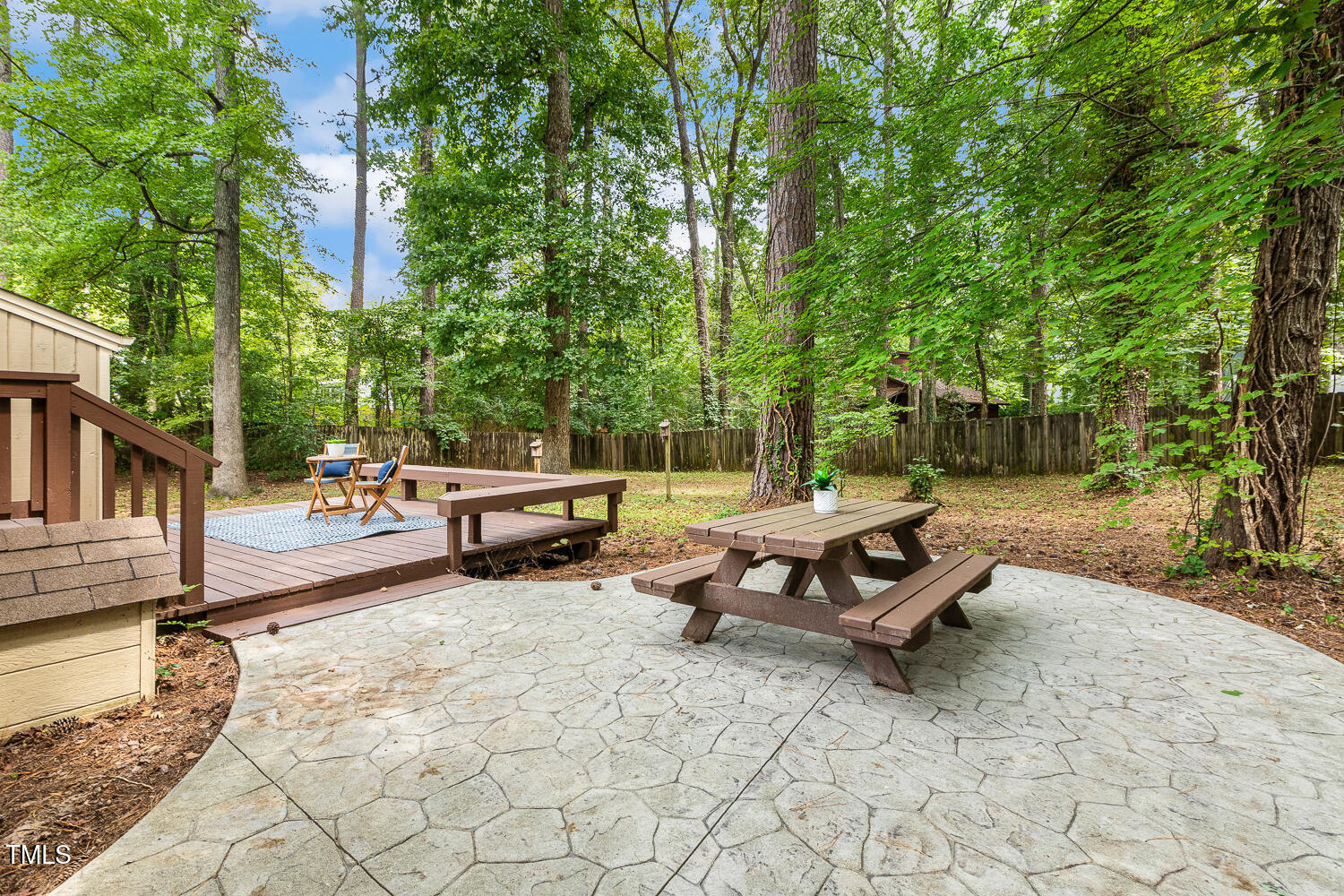 101 Solway Court Cary, NC 27511 - Photo 43 of 61 101 Solway Ct Cary NC 27511-large-048-02