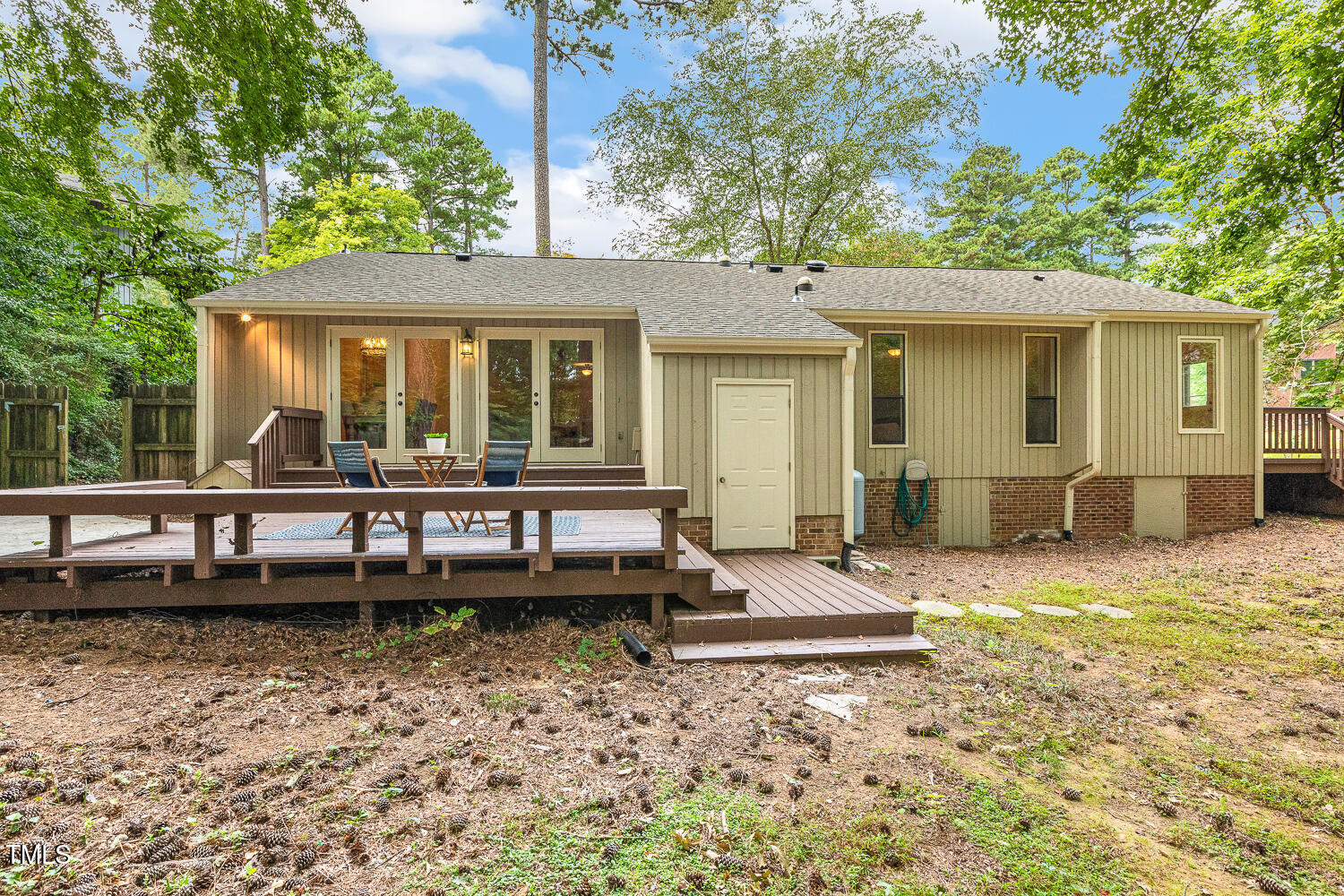 101 Solway Court Cary, NC 27511 - Photo 50 of 61 101 Solway Ct Cary NC 27511-large-055-05