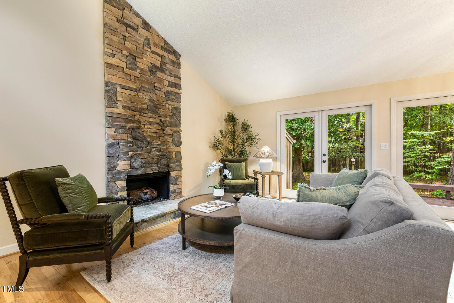 101 Solway Court Cary, NC 27511 - Photo 8 of 61 101 Solway Ct Cary NC 27511-large-009-03