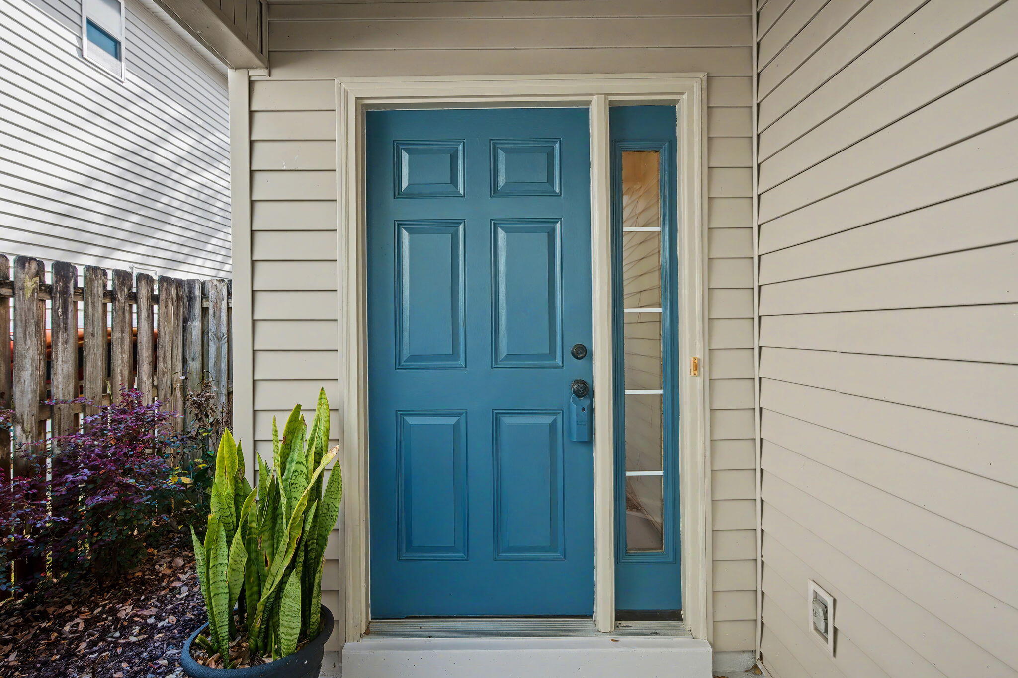 28 3rd Street Shalimar, FL 32579 - Photo 4 of 31 a view of entryway door front of house