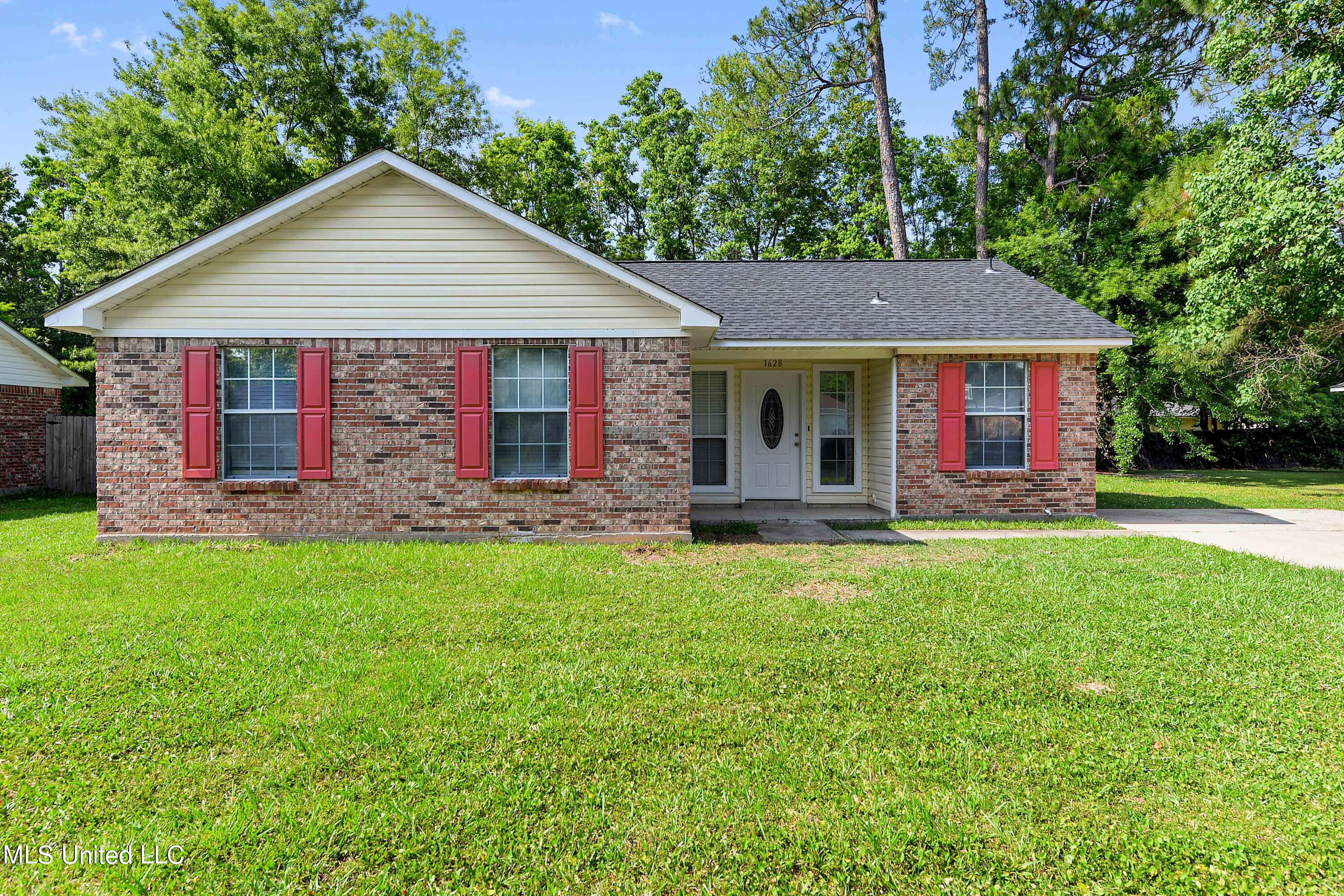 1628 Springridge Road Gautier, MS 39553 - Photo 1 of 20 Front Elevation