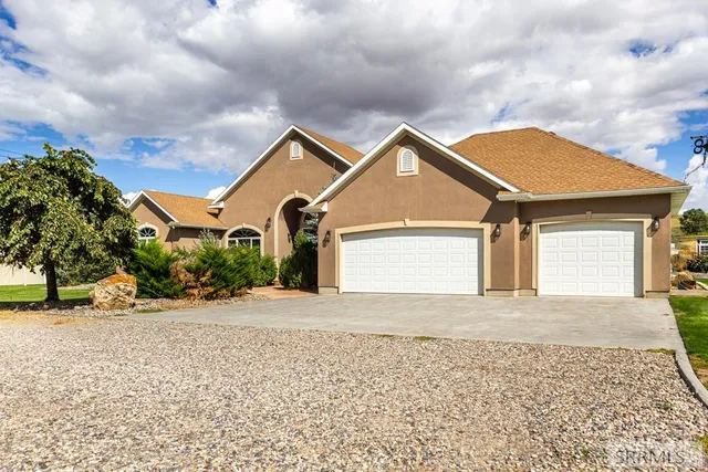 $1,150,000 | 1057 North 1200 East, Shelley, ID 83274