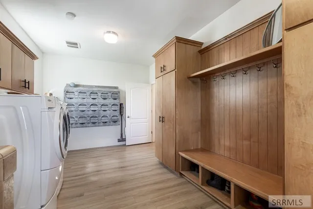 $1,150,000 | 1057 North 1200 East, Shelley, ID 83274