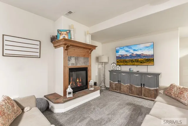 $1,150,000 | 1057 North 1200 East, Shelley, ID 83274