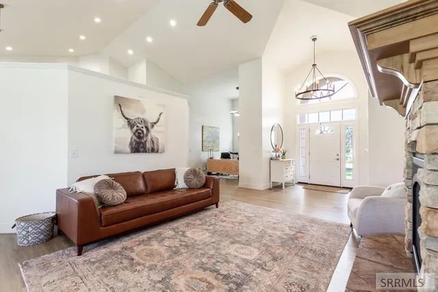 $1,150,000 | 1057 North 1200 East, Shelley, ID 83274