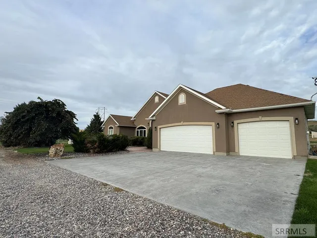 $1,150,000 | 1057 North 1200 East, Shelley, ID 83274