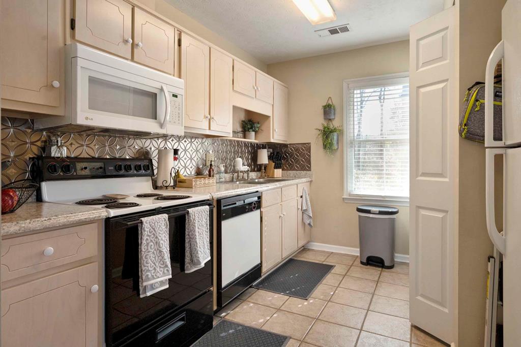 213 Grant Road Cataula, GA 31804 - Photo 7 of 24 Gallery Image 7