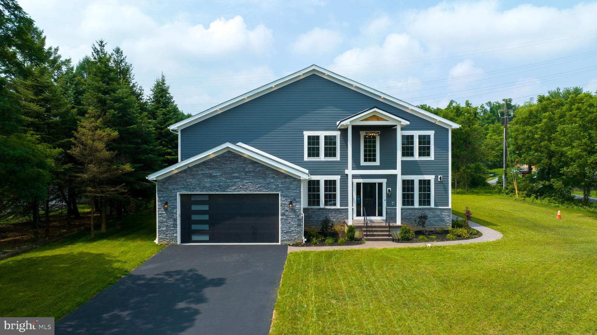 1 Fox Run Road Hummelstown, PA 17036 - Photo 3 of 54 Front Elevation