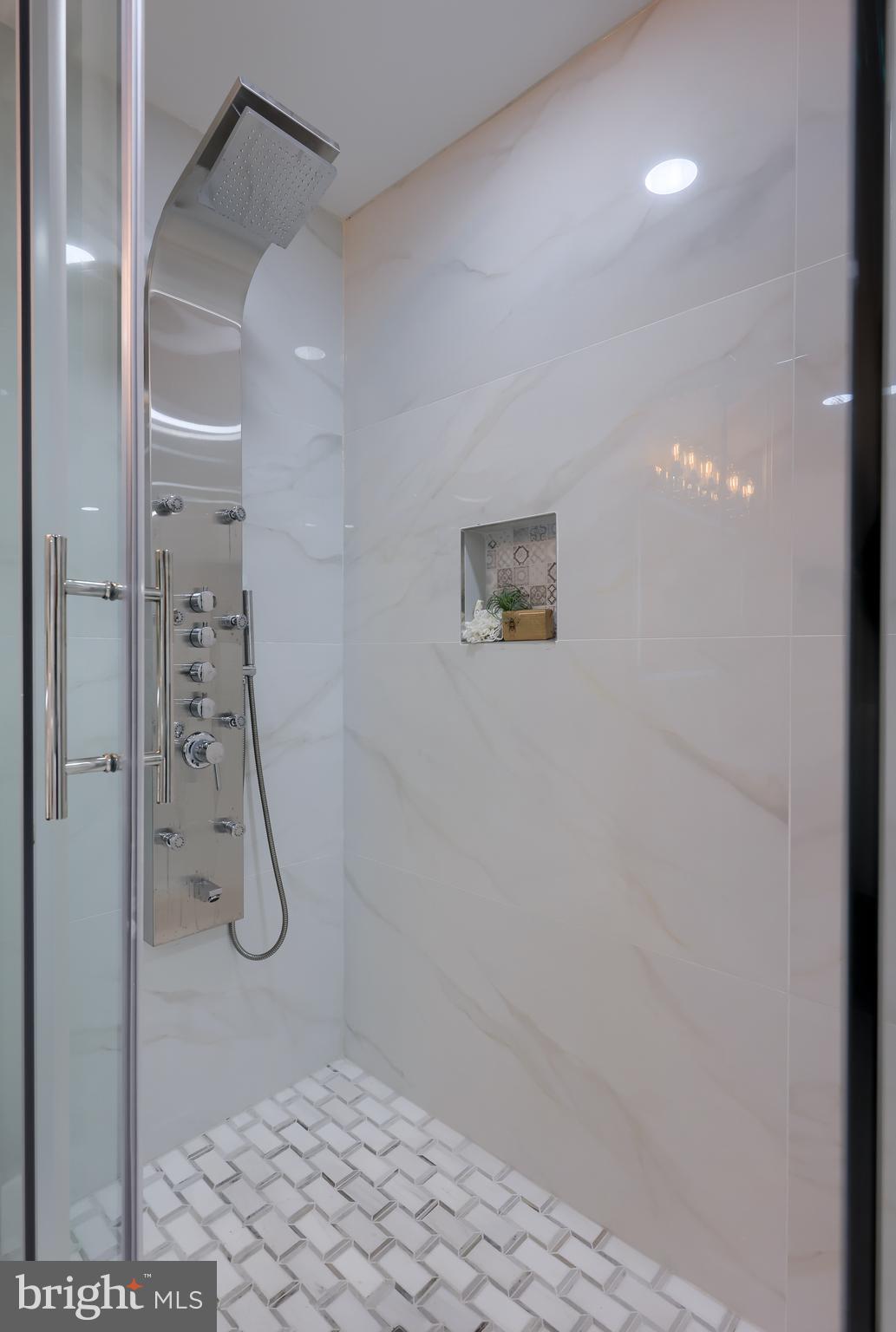 1 Fox Run Road Hummelstown, PA 17036 - Photo 33 of 54 Primary Bath Shower