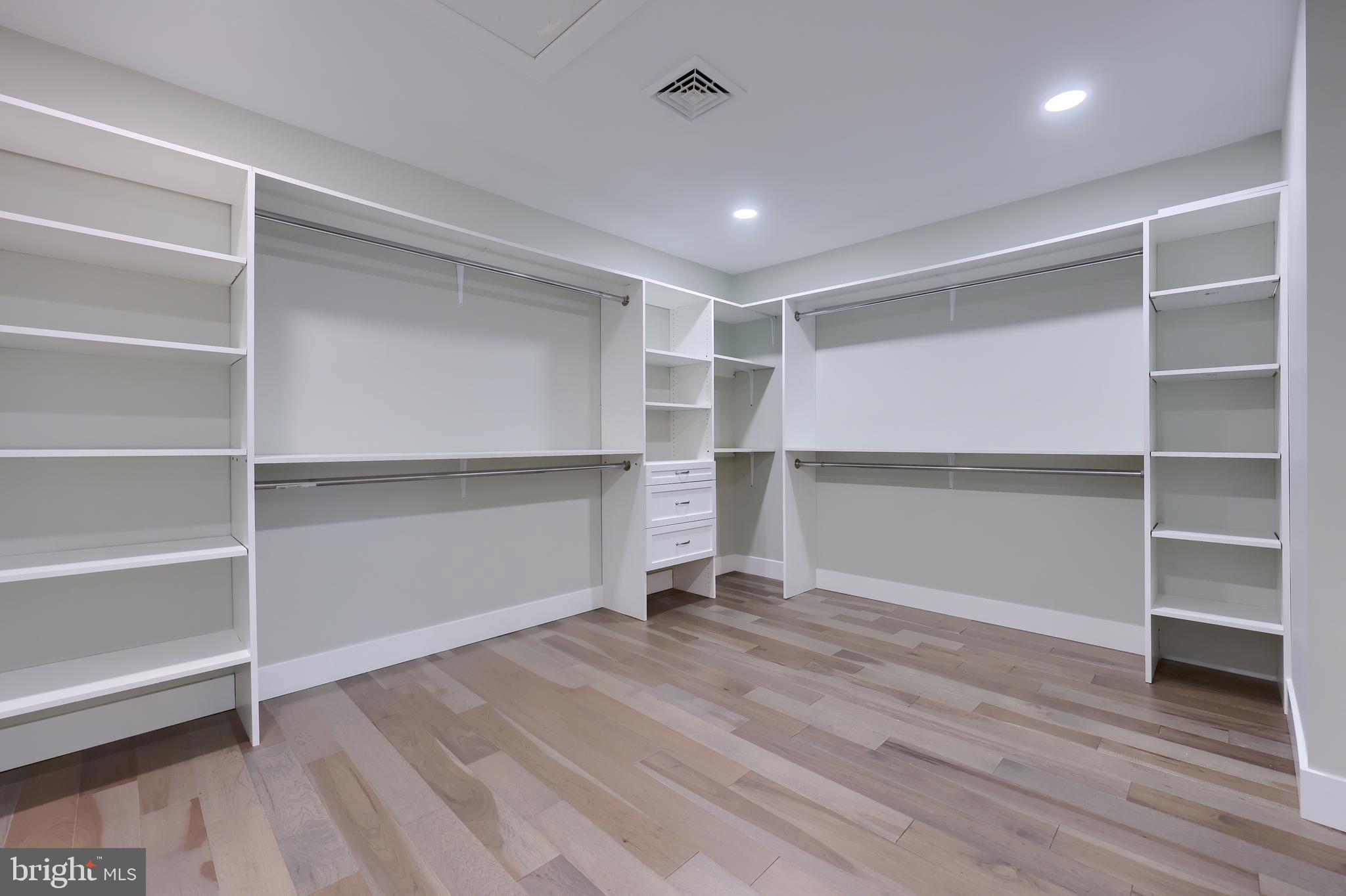 1 Fox Run Road Hummelstown, PA 17036 - Photo 34 of 54 HUGE Walk-In Closet