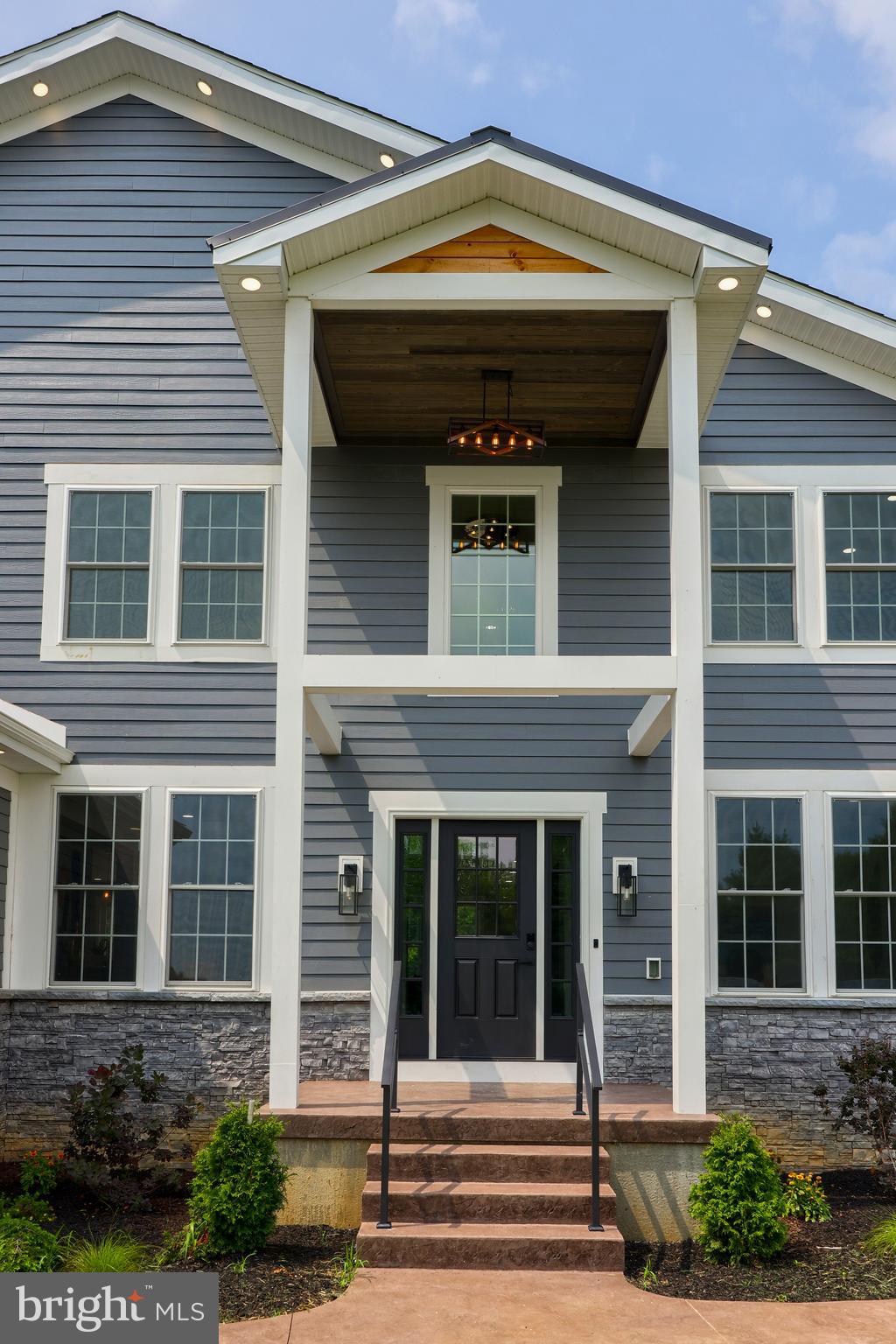 1 Fox Run Road Hummelstown, PA 17036 - Photo 4 of 54 Front Entrance