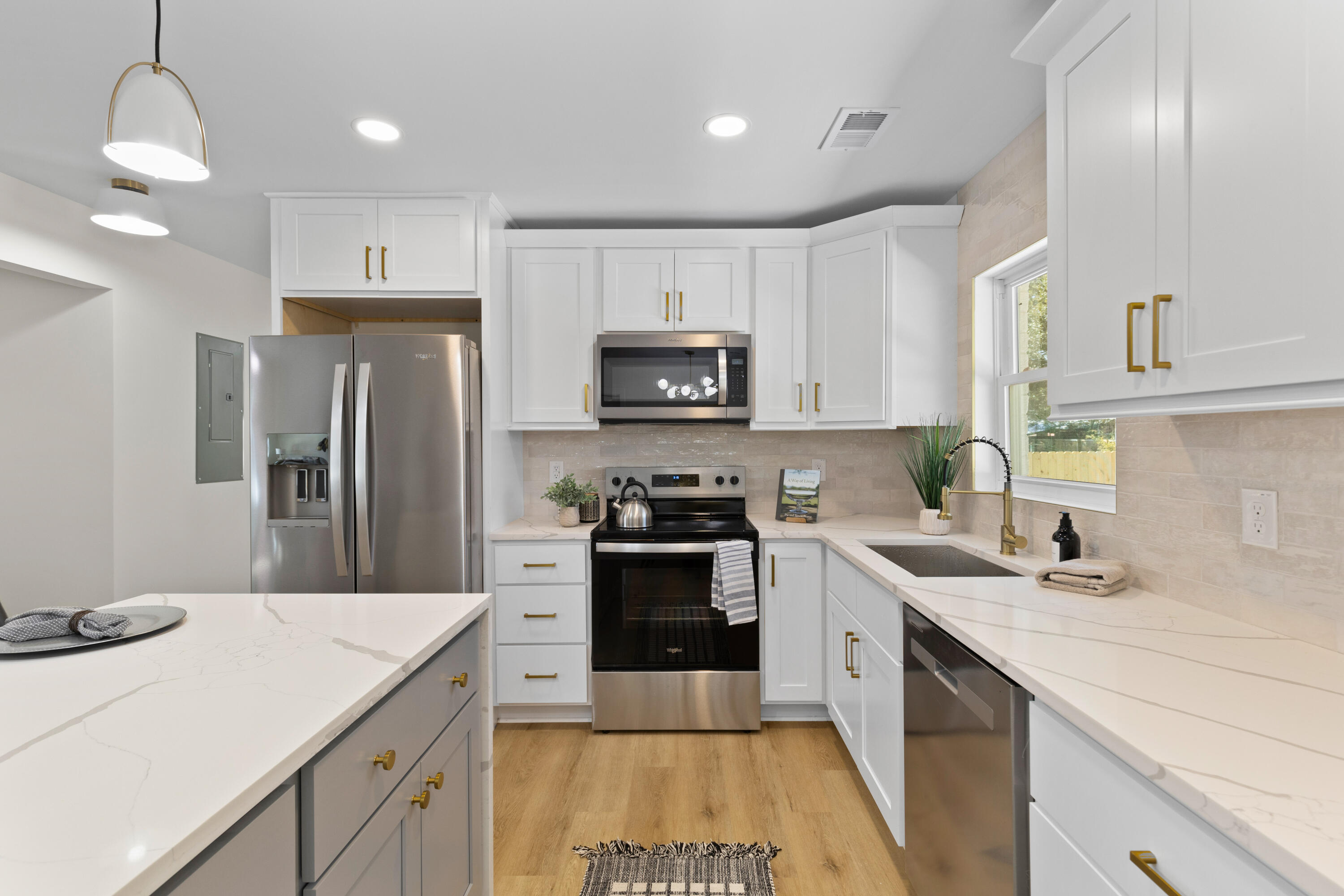 1576 Seacroft Road Charleston, SC 29412 - Photo 14 of 38 1G1A0292