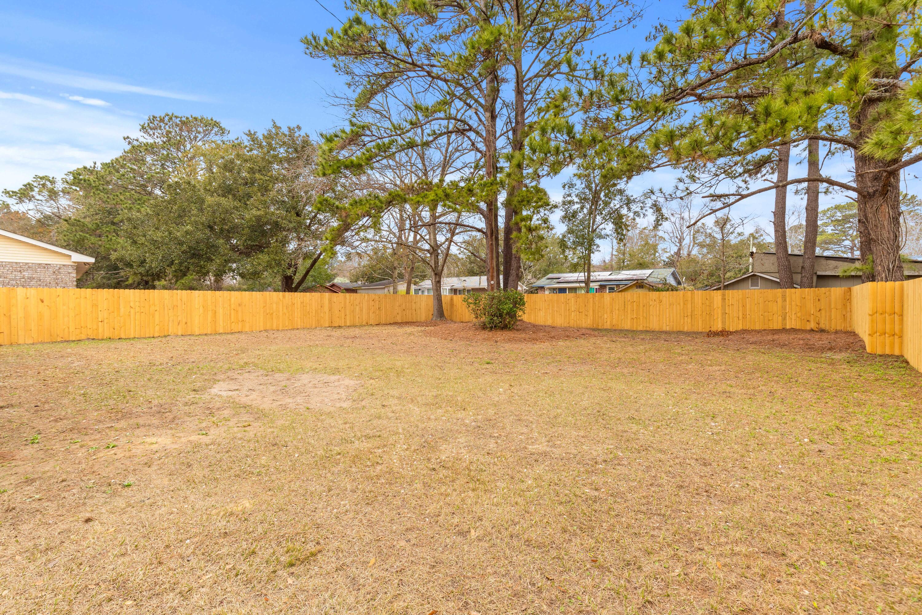 1576 Seacroft Road Charleston, SC 29412 - Photo 34 of 38 1G1A4149