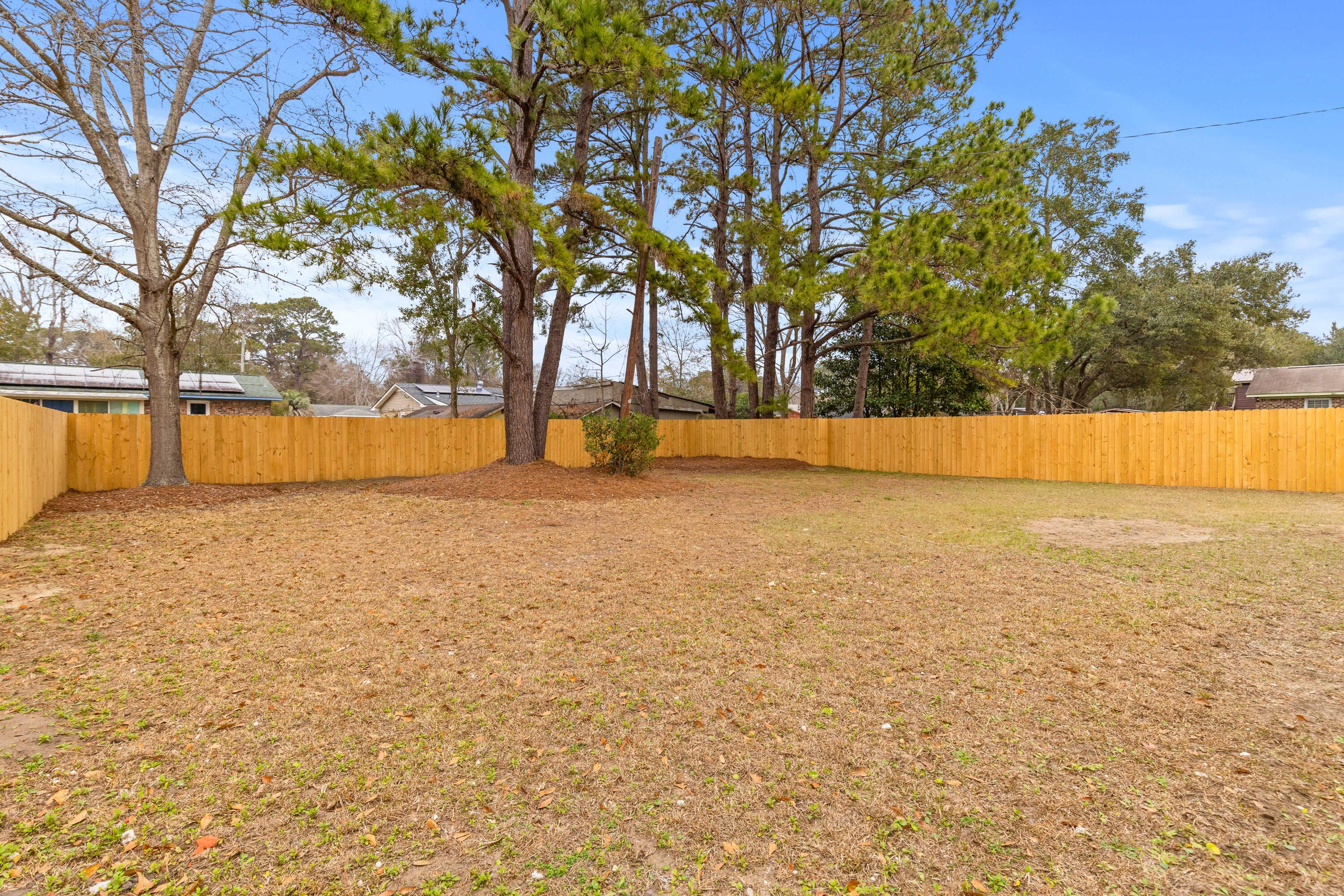 1576 Seacroft Road Charleston, SC 29412 - Photo 35 of 38 1G1A4164