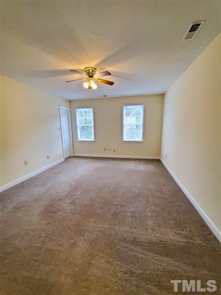 4304 Birmingham Way Raleigh, NC 27604 - Photo 15 of 28