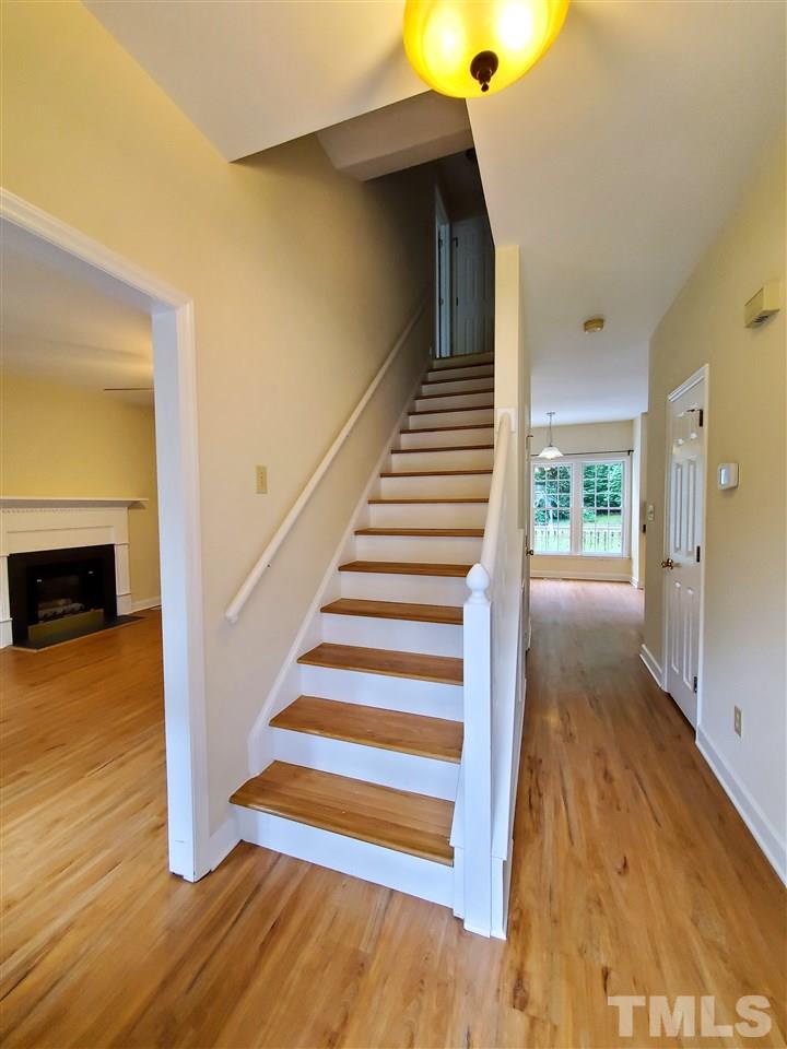 4304 Birmingham Way Raleigh, NC 27604 - Photo 3 of 28
