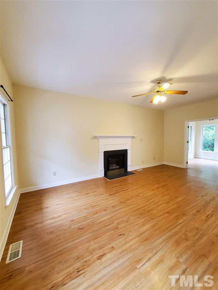 4304 Birmingham Way Raleigh, NC 27604 - Photo 8 of 28