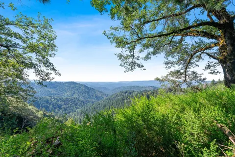 $2,900,000 | 15901 Skyline Boulevard, Los Gatos, CA 95033