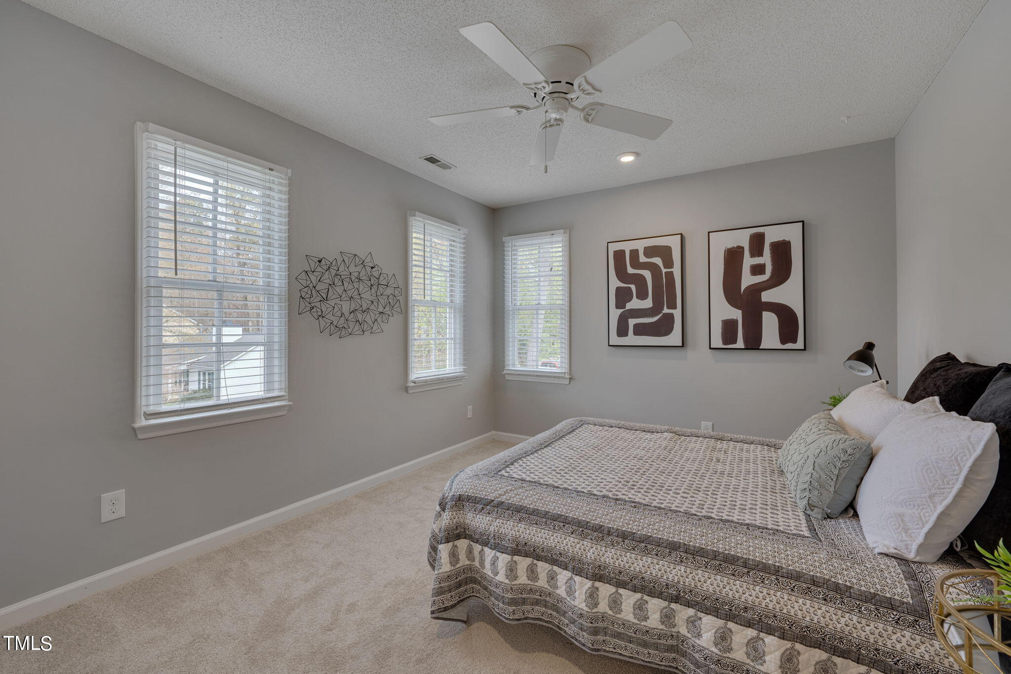 9600 Bells Valley Drive Raleigh, NC 27617 - Photo 22 of 33 24-web-or-mls-9600 Bells Valley-24