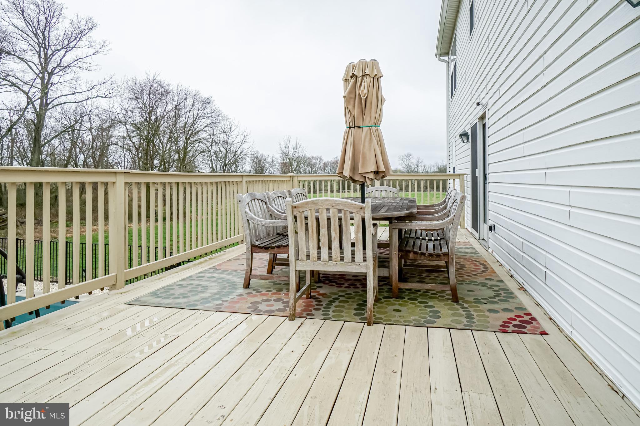 121 Old Line Drive Elkton, MD 21921 - Photo 11 of 37 Large rear deck