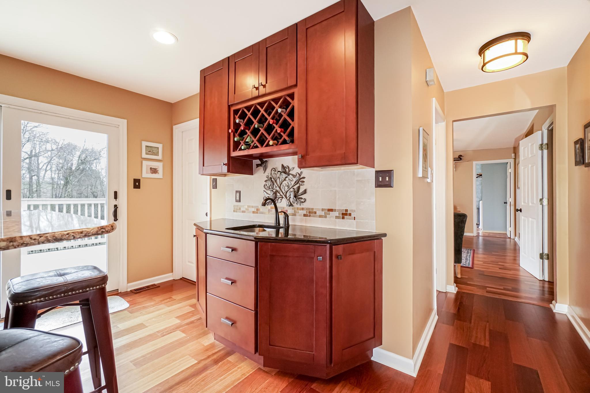 121 Old Line Drive Elkton, MD 21921 - Photo 20 of 37 Coffee bar in kitchen.