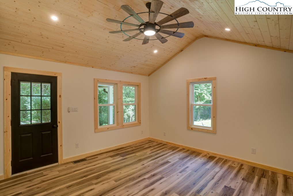 3262 Castle Ford Road Boone, NC 28607 - Photo 8 of 49 Gallery Image 8
