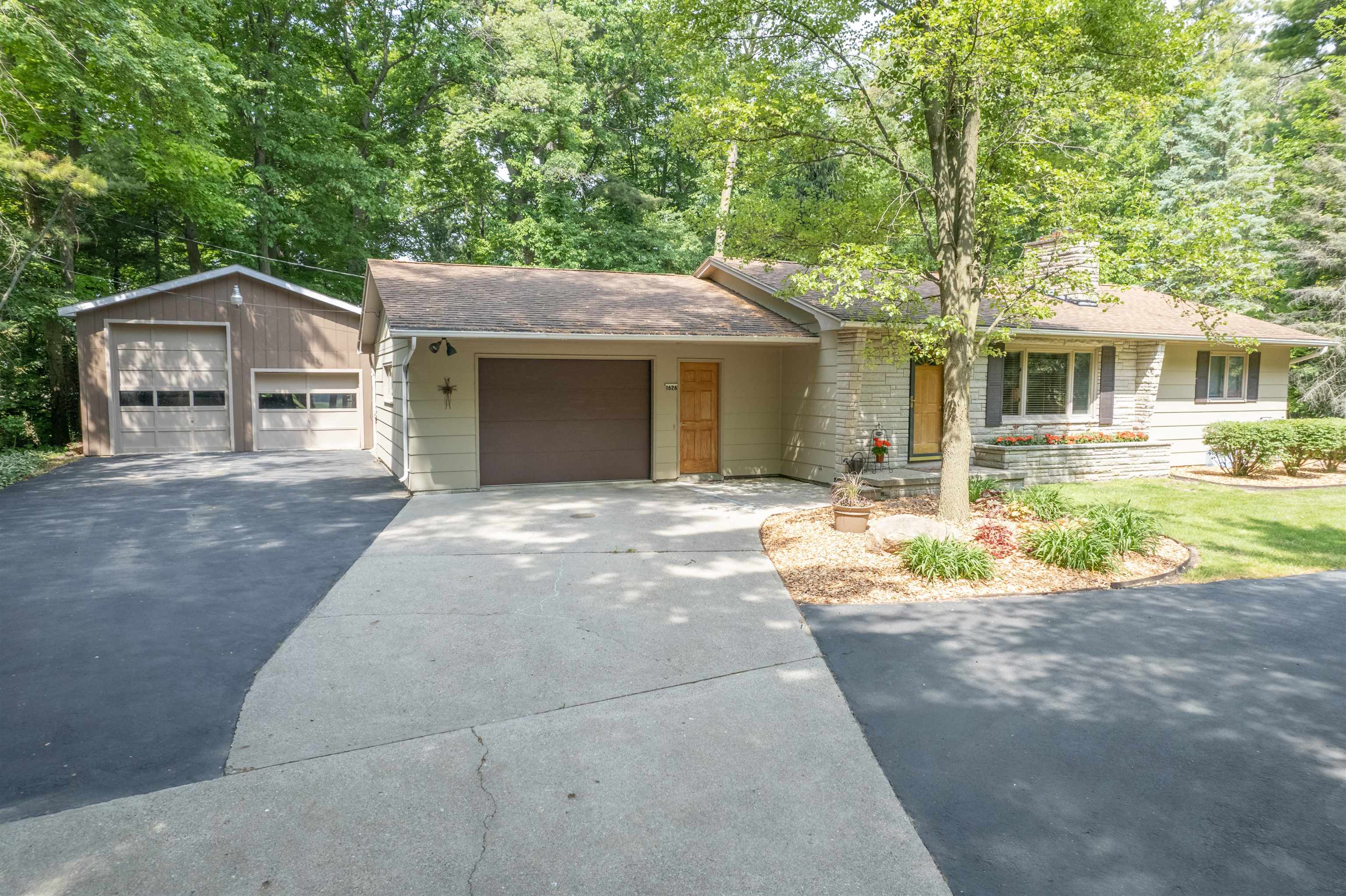 1626 South Beyer Road Saginaw, MI 48601 - Photo 9 of 30 Gallery Image 9
