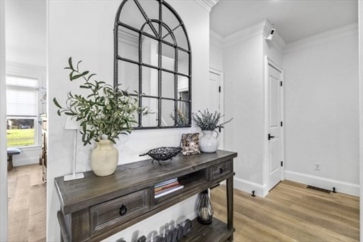 73 Raymond Avenue Raynham, MA 02767 - Photo 7 of 29