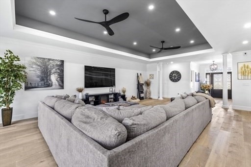 73 Raymond Avenue Raynham, MA 02767 - Photo 9 of 29