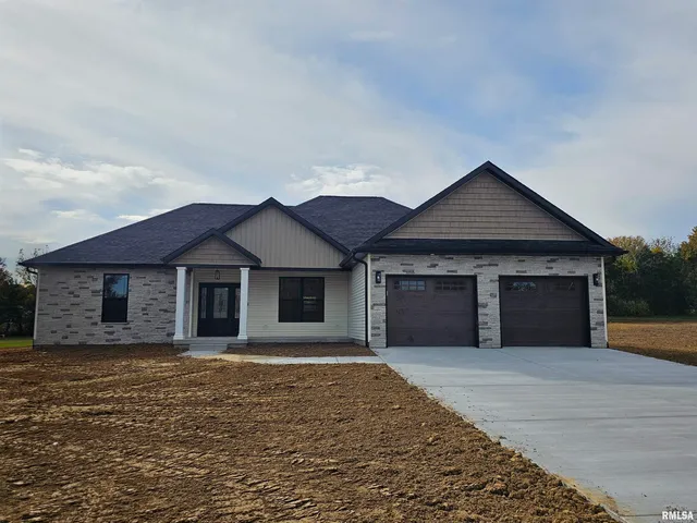 $380,000 | 7140 Reeder Road, Marion, IL 62959