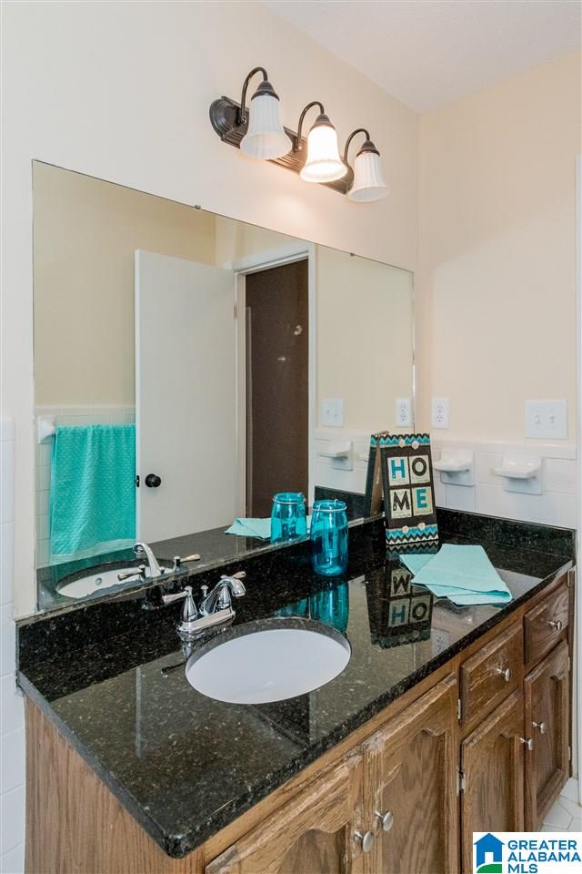 8231 Wade Road Warrior, AL 35180 - Photo 28 of 32