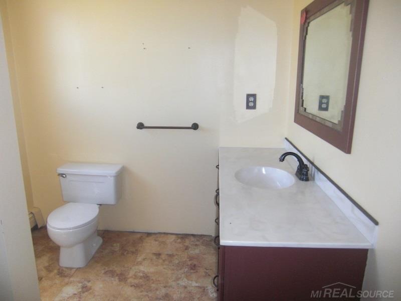 2589 Goetze Road Applegate, MI 48401 - Photo 18 of 27 31253156-17.JPG